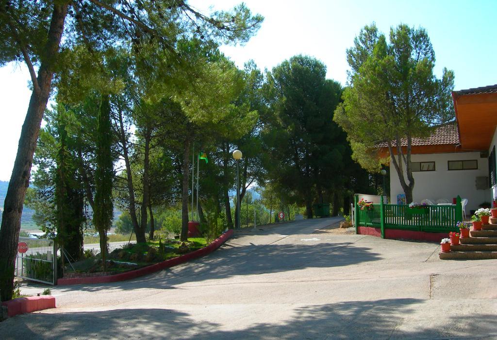 Lago Resort Nuevalos Exterior photo